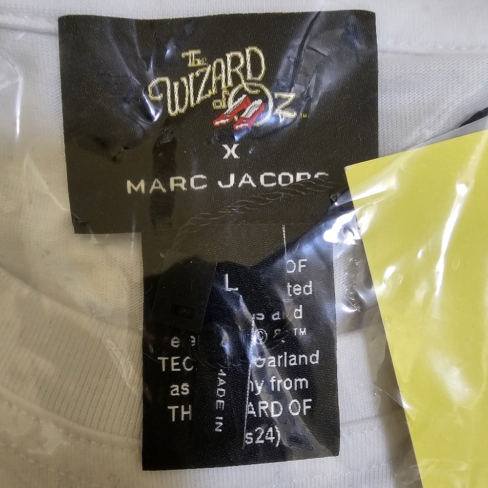 🧙‍♀️HOST PICK🧙‍♀️New Marc Jacobs The Wizard Of Oz Slim Tee, size L - Picture 6 of 10